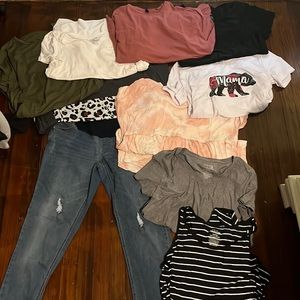Maternity Clothing- All Size 2X- jeans 12-14- 10 pieces